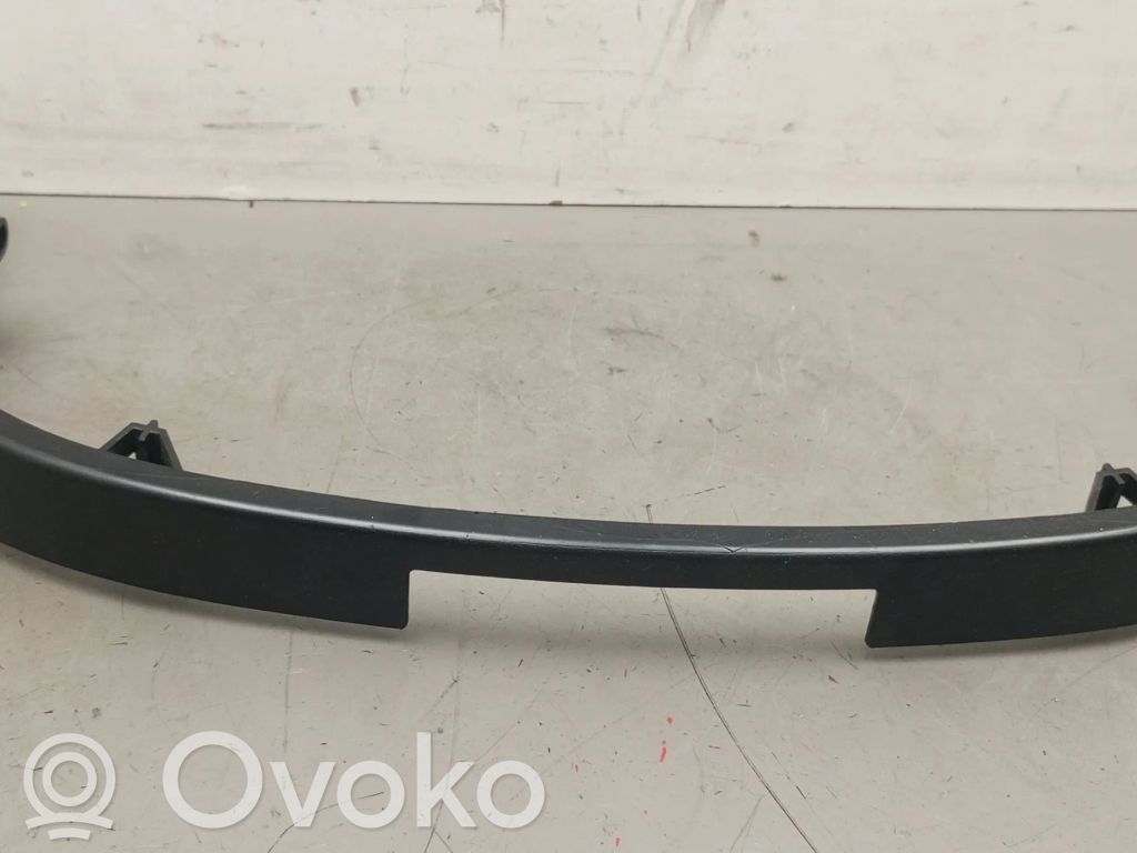 Etumatkustajan istuin   8226426