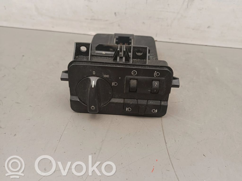 BMW 3 E46 Light module LCM 