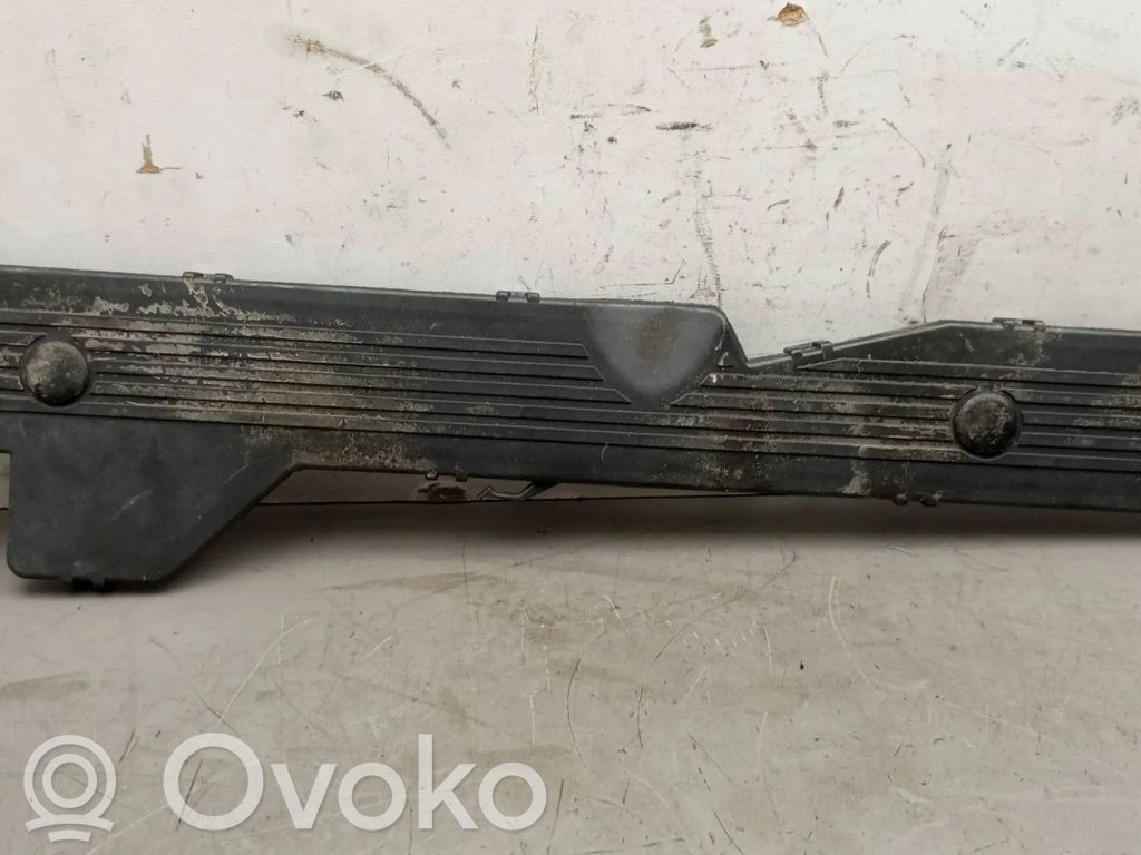 BMW 7 E32 Ventildeckel 