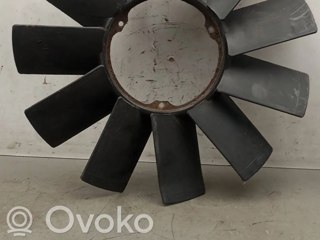 BMW 7 E32 Ventiliatora propellers 