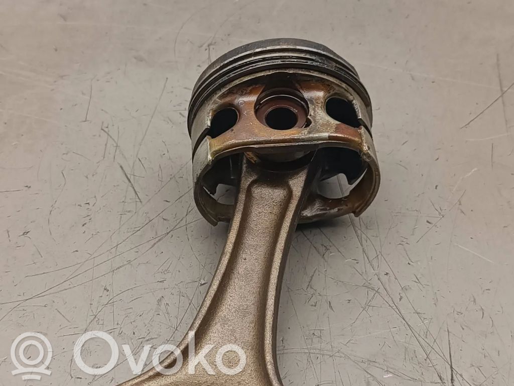 BMW 3 E36 Piston with connecting rod 