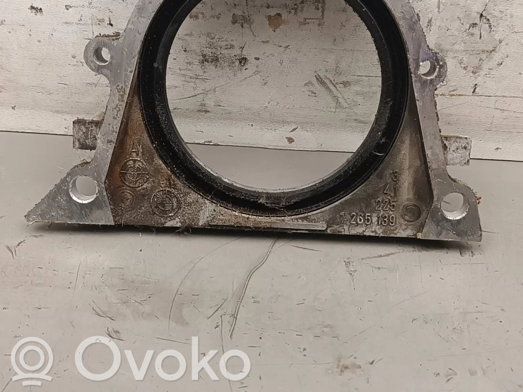 BMW 5 E34 Kita variklio detalė 