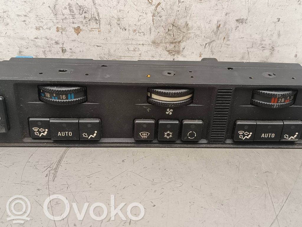 BMW 5 E34 Climate control unit 