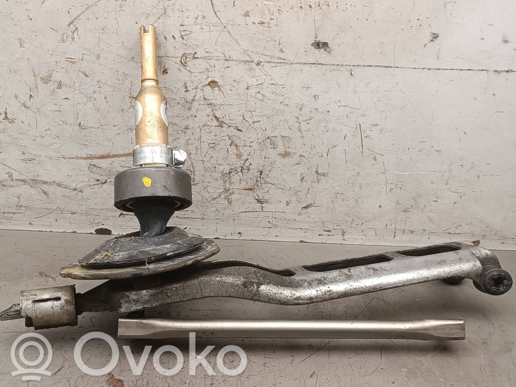 BMW 5 E60 E61 Gear shifter/selector 