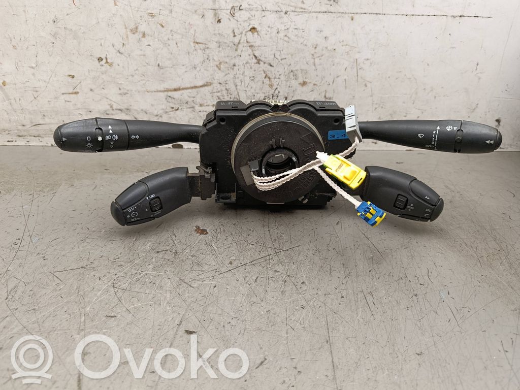 Peugeot 607 Leva/interruttore dell’indicatore di direzione e tergicristallo 