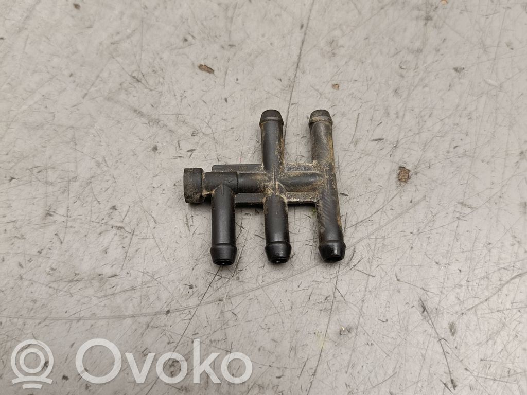 BMW 5 E39 Fuel splitter 