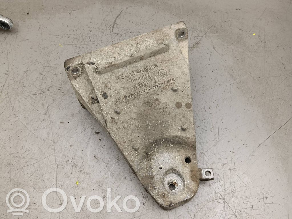 BMW 5 E60 E61 Engine mounting bracket 