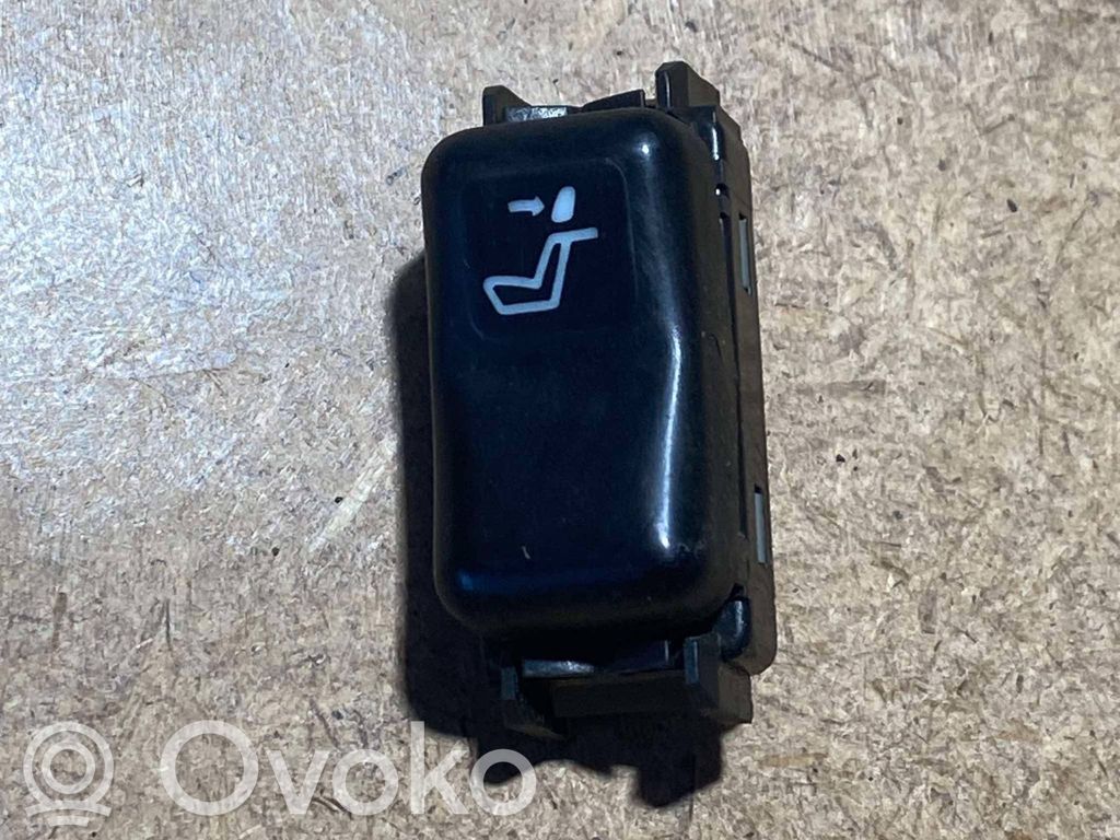 Mercedes-Benz E W124 Seat control switch 