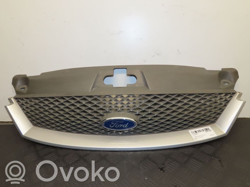Ford Mondeo Mk III Etupuskurin ylempi jäähdytinsäleikkö 