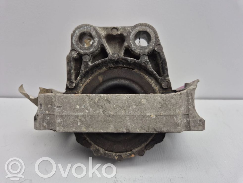 Ford Kuga II Engine mount bracket 