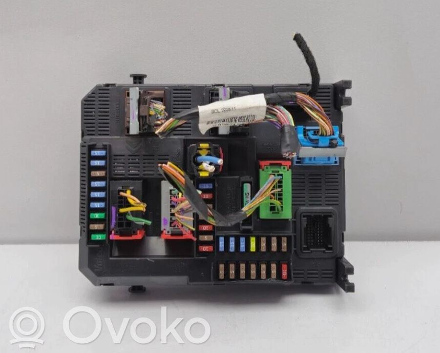 Peugeot 208 I Fuse box set 