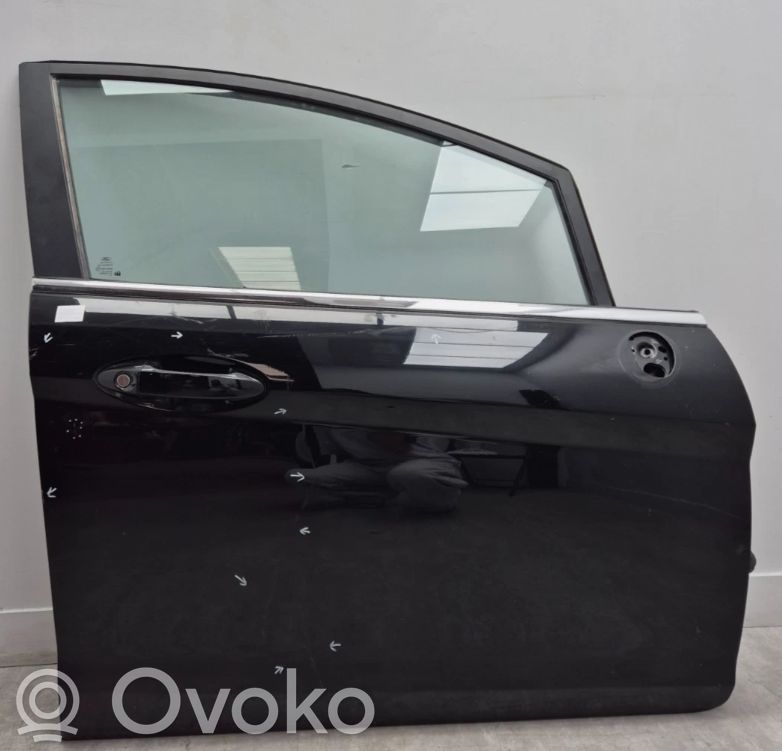 Ford Fiesta Дверь 