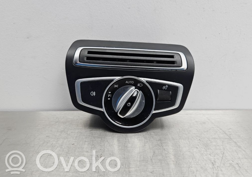 Mercedes-Benz C W205 Interruptor de luz 