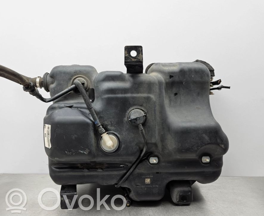 Zbiornik płynu AdBlue   172A21178R,172A21178R,172A21178,1018980,1051042,172A22038,172A22038R,172A28000,172A28000R,93459932,95520924