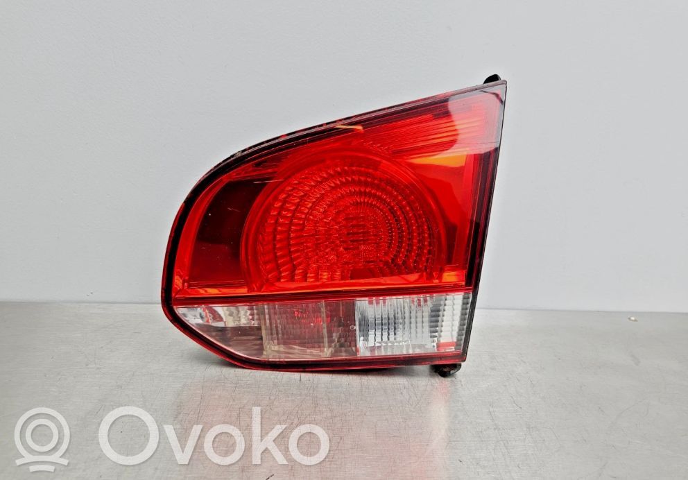 Volkswagen Golf VI Lampă spate în capacul portbagajului 