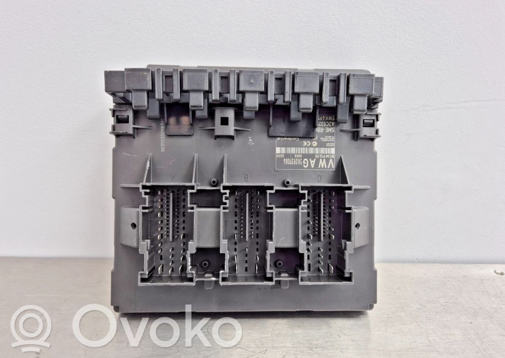 Volkswagen Tiguan Komforto modulis 