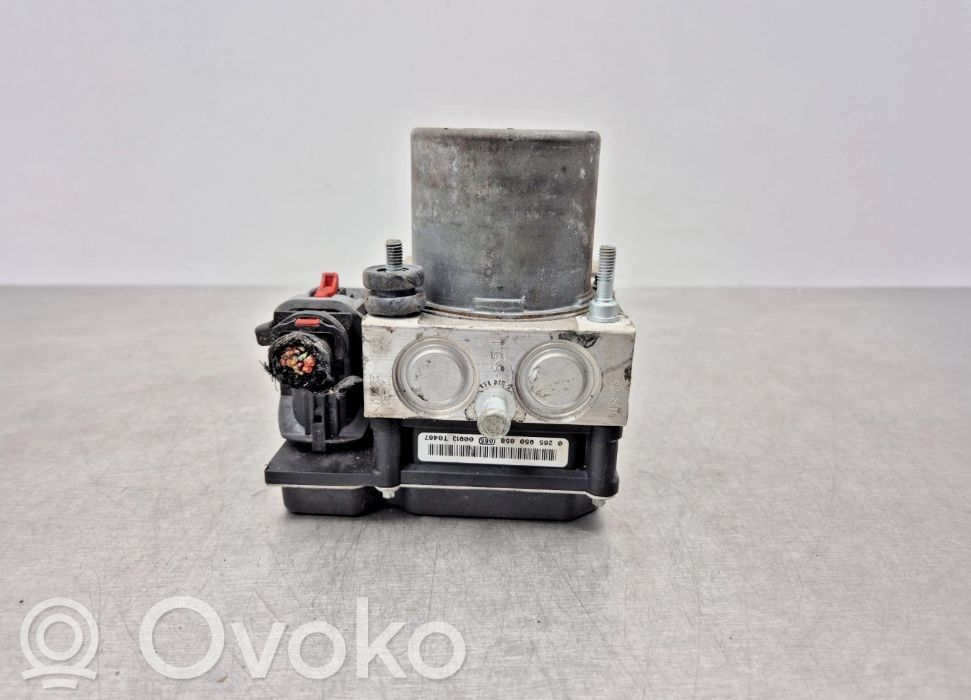 Audi A6 S6 C6 4F ABS-pumppu 