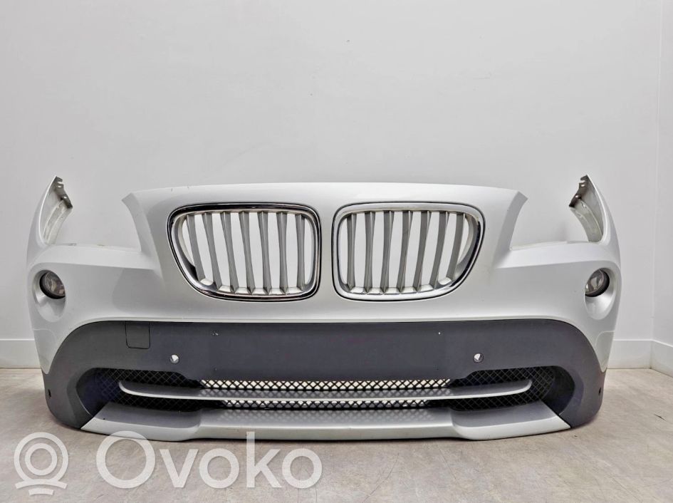 BMW X1 E84 Priekinis bamperis 
