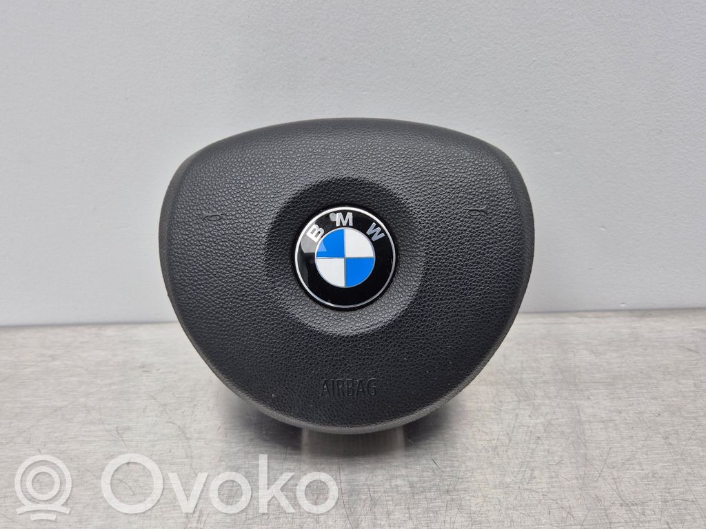 BMW 1 E81 E87 Vairo oro pagalvė 