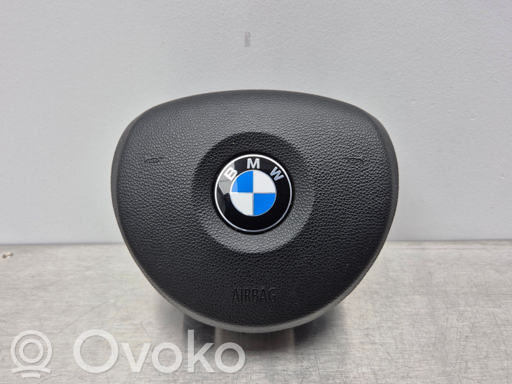 BMW X1 E84 Vairo oro pagalvė 