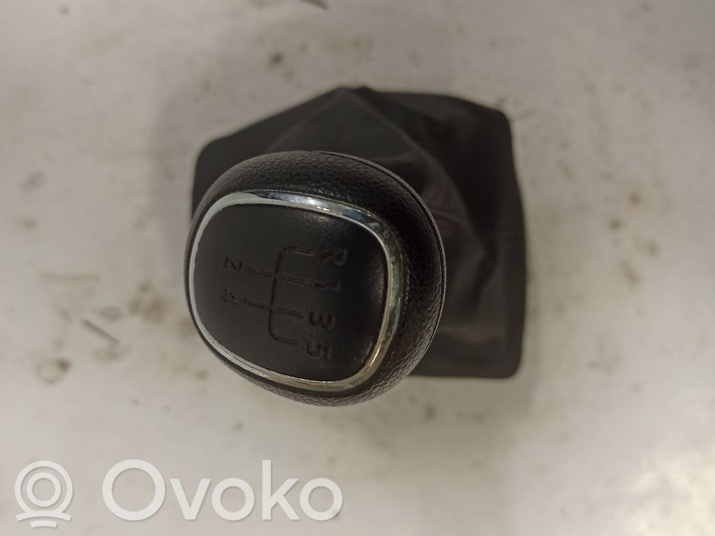 Skoda Fabia Mk4 (6VA) Interruptor de control de altura del faro delantero 