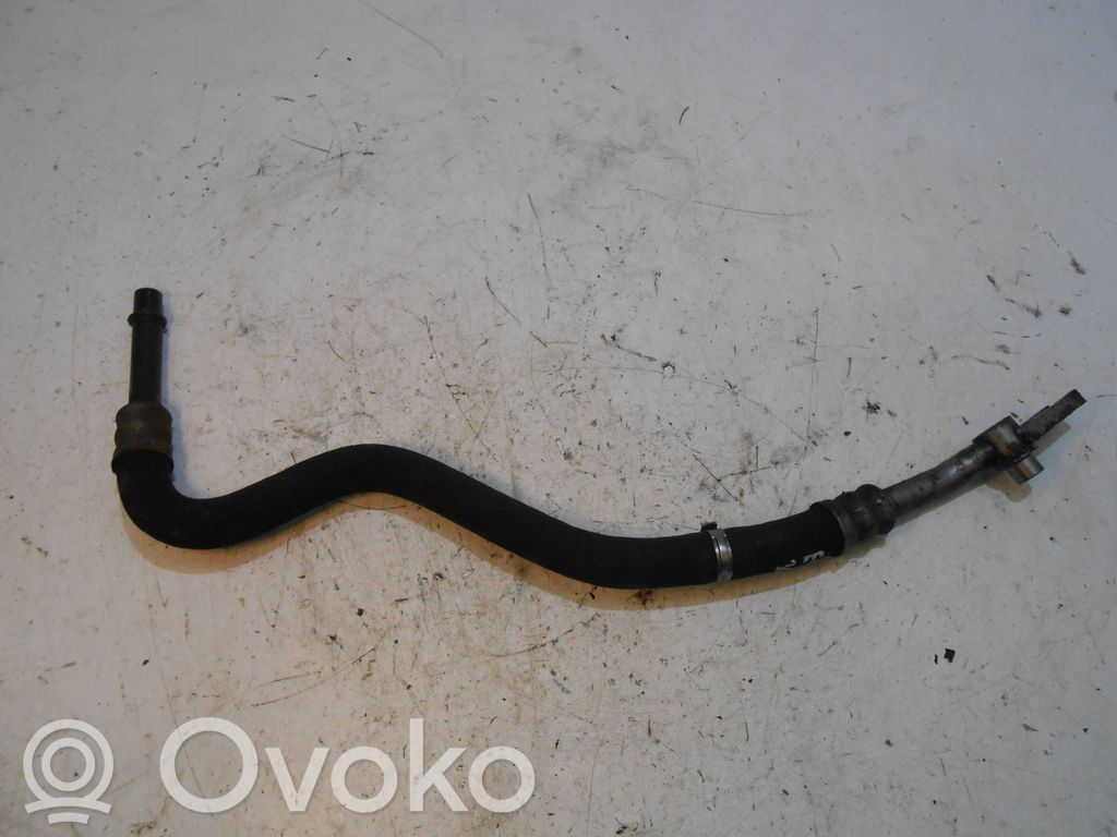 Oil cooling pipe   7567208