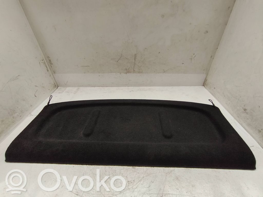 KIA Rio Hutablage 