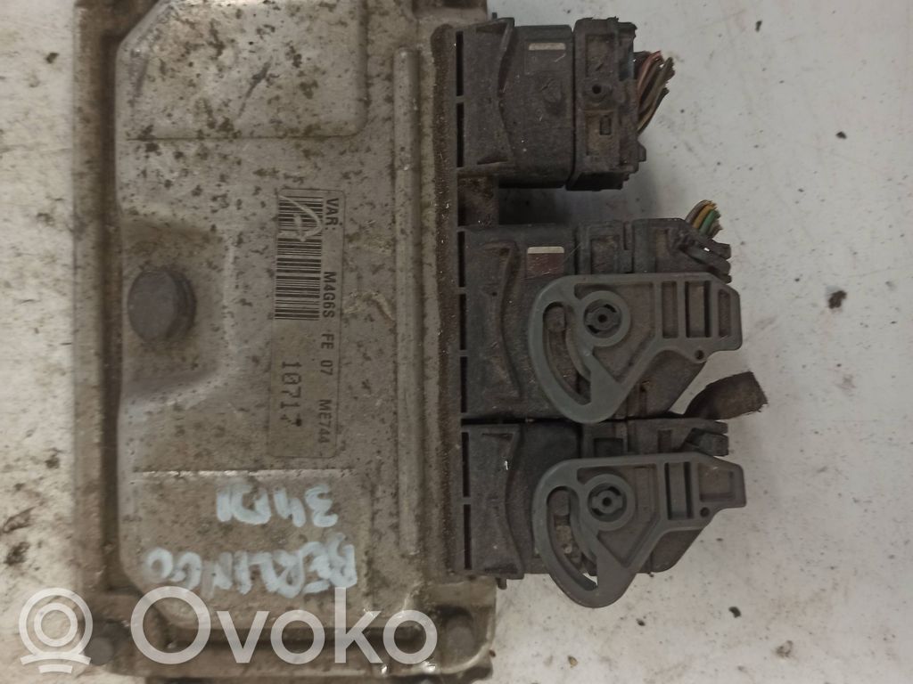Citroen Berlingo Engine control unit/module 