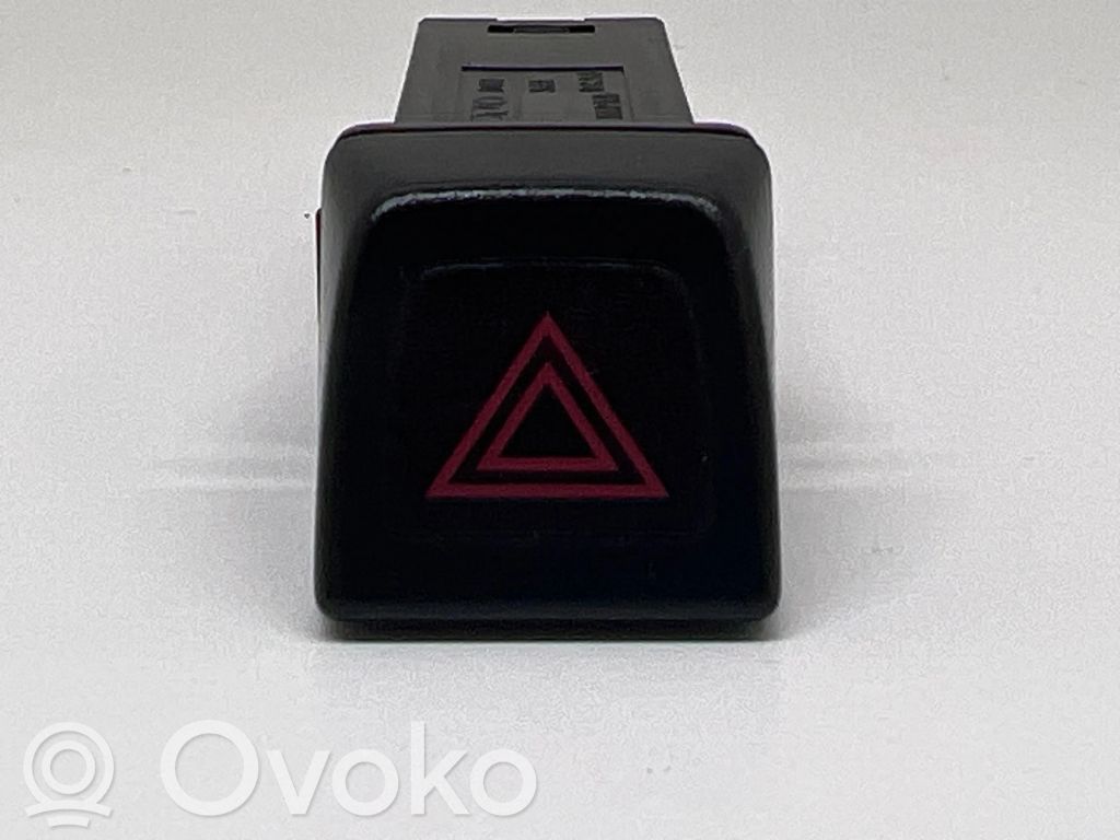 Volvo XC60 Hazard light switch 
