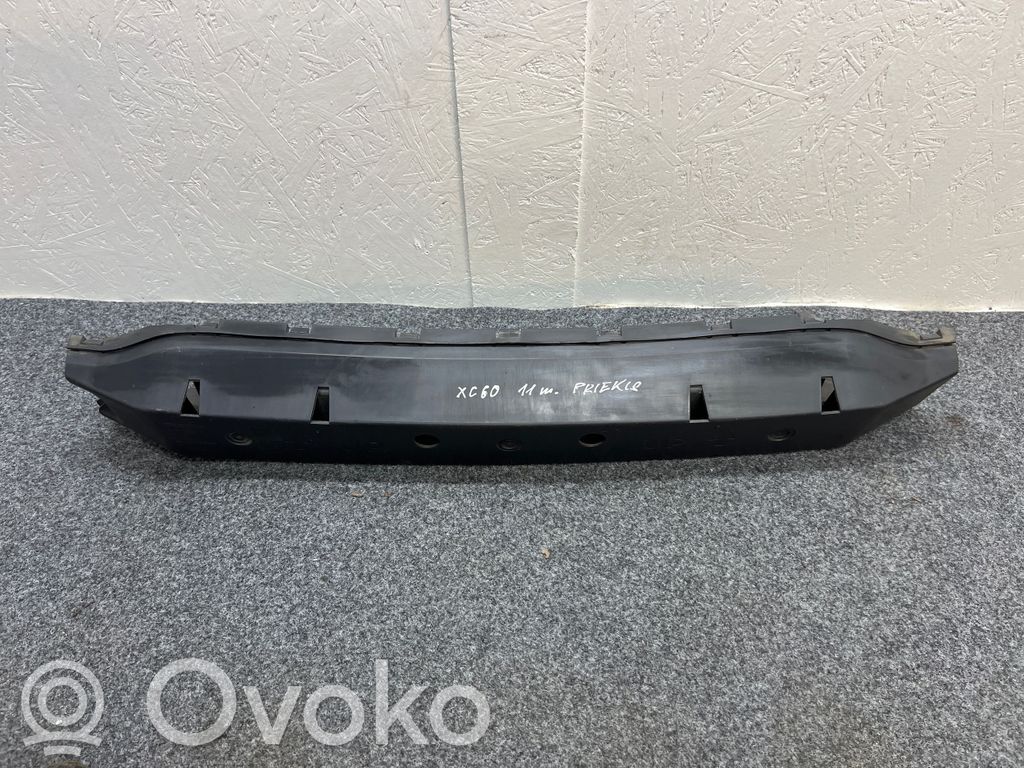 Volvo XC60 Priekšpusē bampera sastiprinājums 