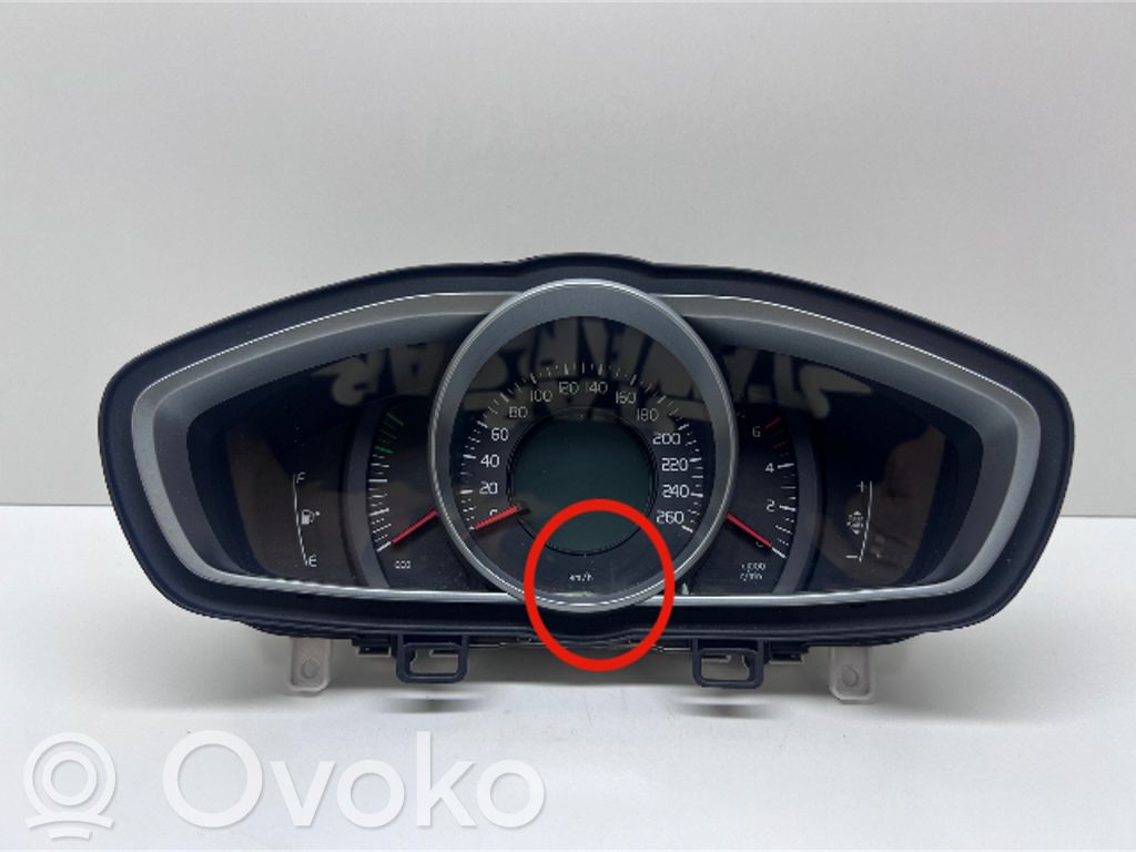 Volvo V40 Speedometer (instrument cluster) 