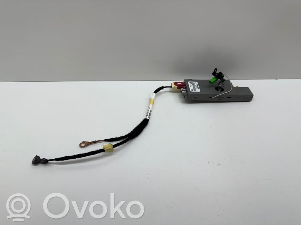 Volvo XC60 Antenos stiprintuvas 