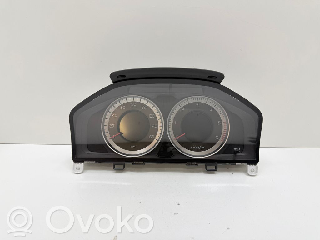 Volvo XC60 Speedometer (instrument cluster) 