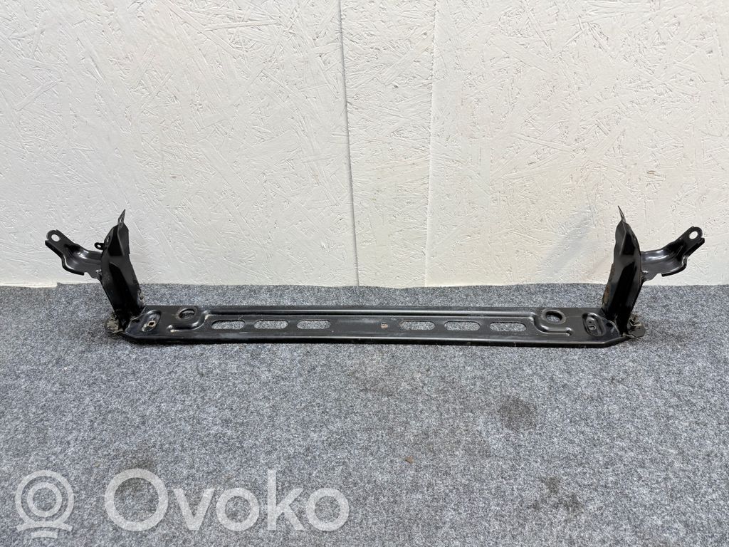 Fixation de radiateur   31368100,31261931,31261932
