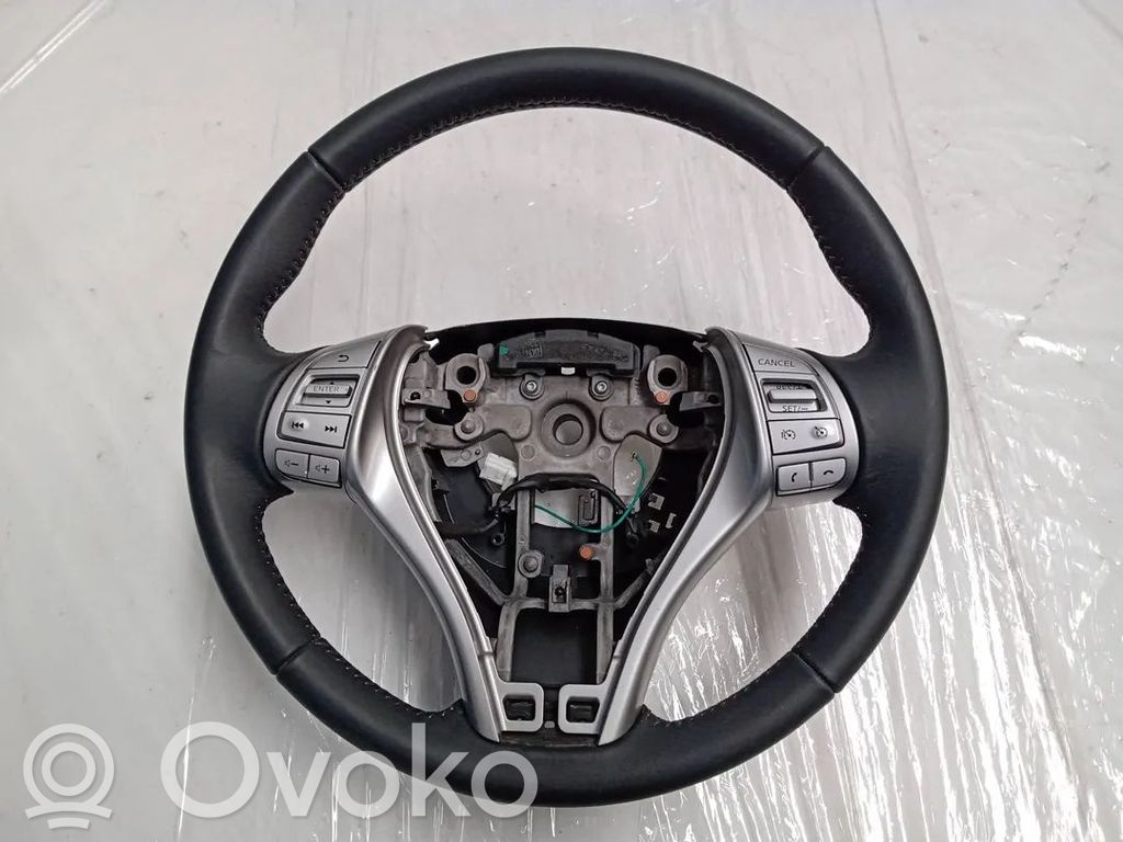 Volant   34154207B