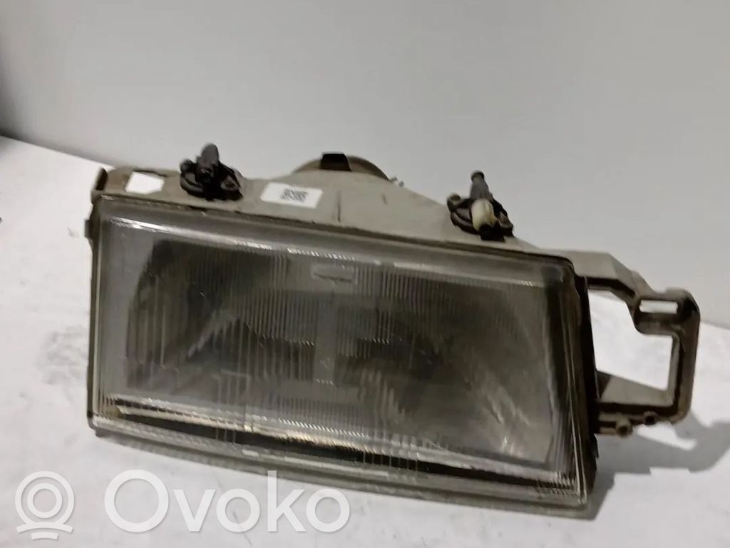 Fiat Tempra Lampa przednia 