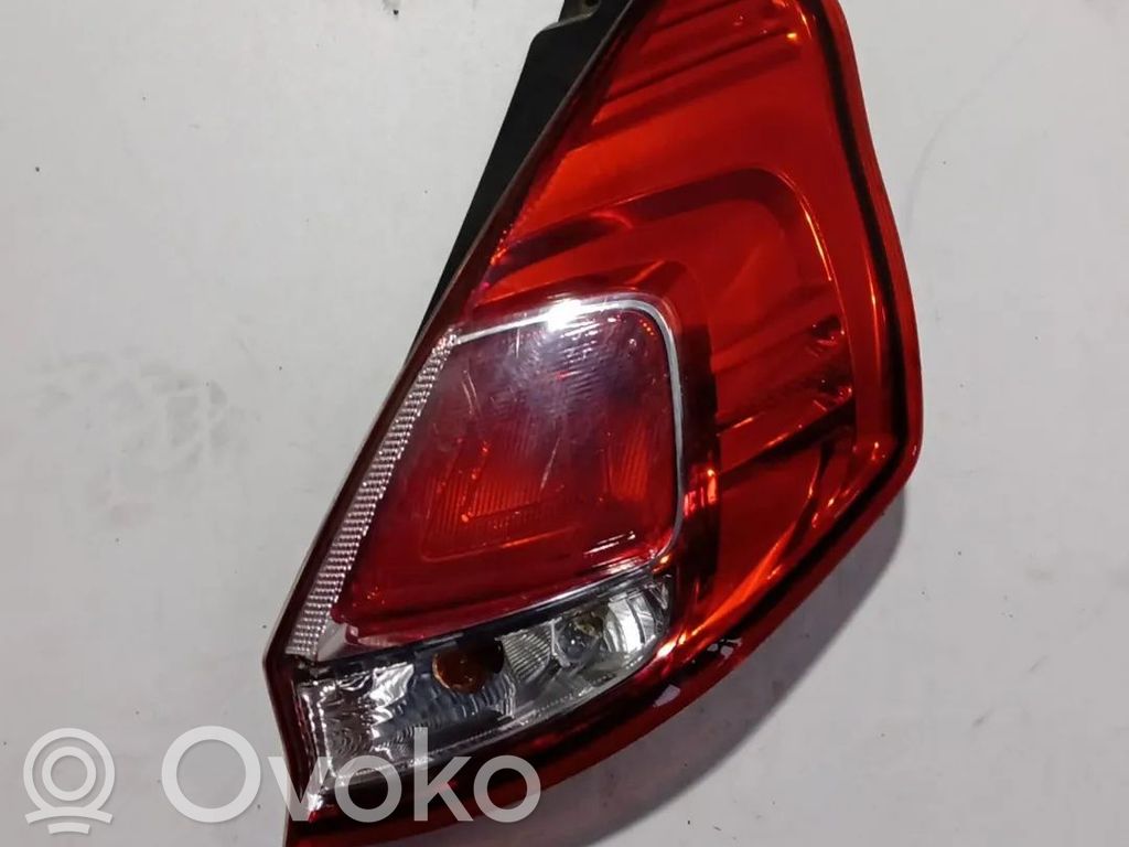 Ford Fiesta Lampă spate în caroserie 