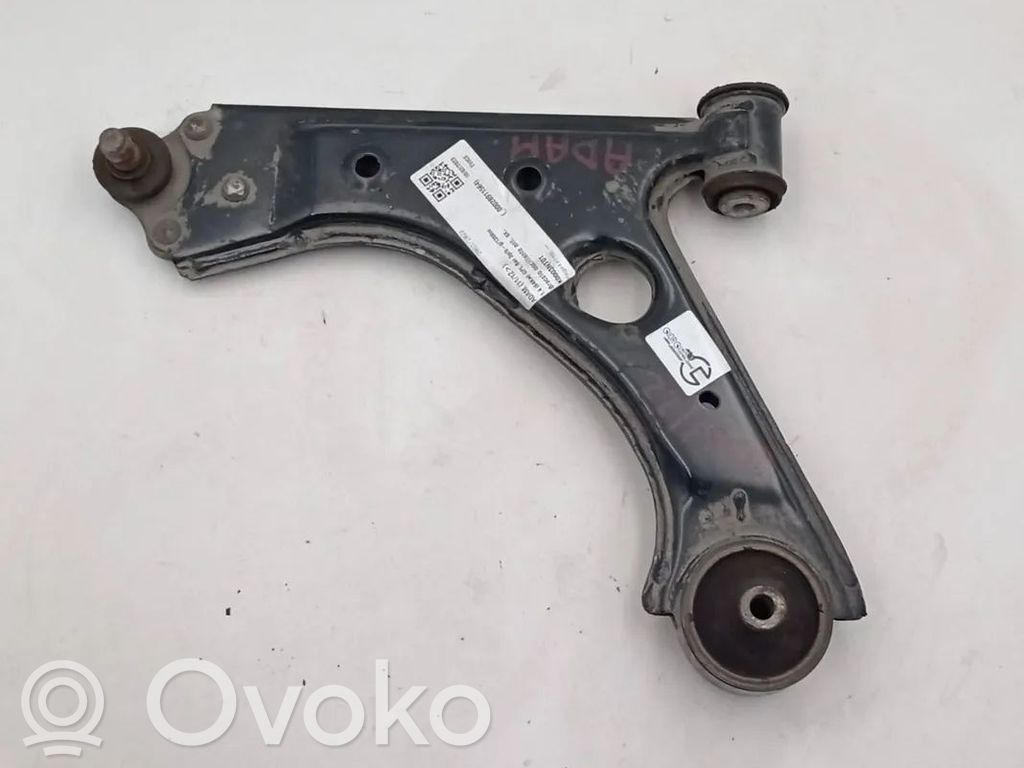 Opel Adam Priekinė svirtis 