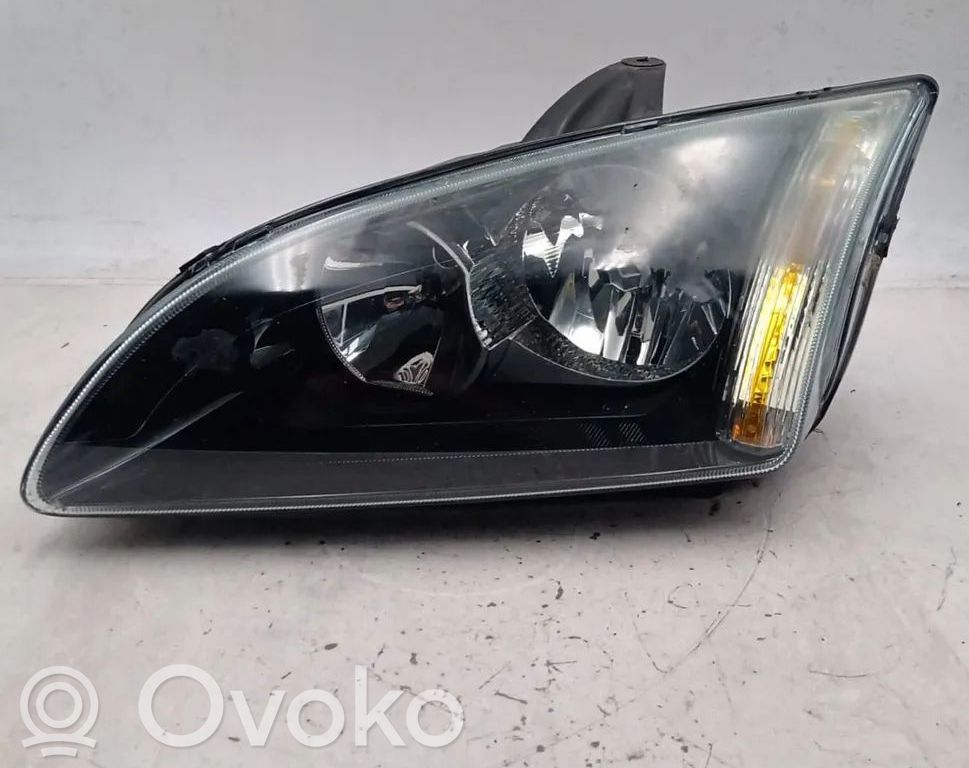 Ford Focus Scheinwerfer 