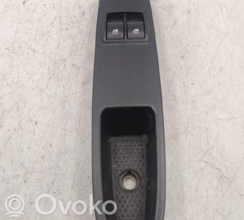 Electric window control switch   735531344