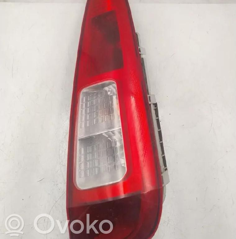 Ford Fusion Takaluukun takavalot 