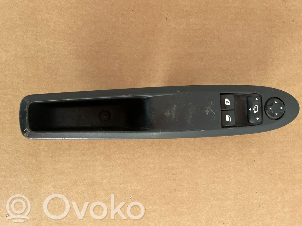 Citroen DS3 Electric window control switch 