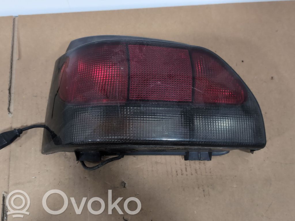 Renault Clio I Galinis žibintas kėbule 