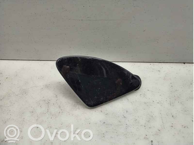 BMW 3 E90 E91 Priekinis tempimo kilpos dangtelis 