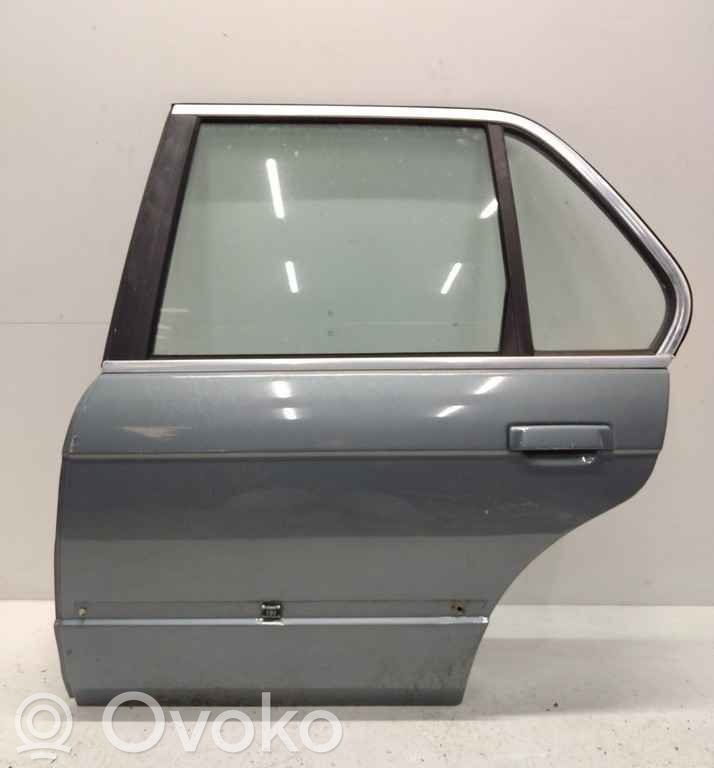 BMW 3 E30 Galinės durys 