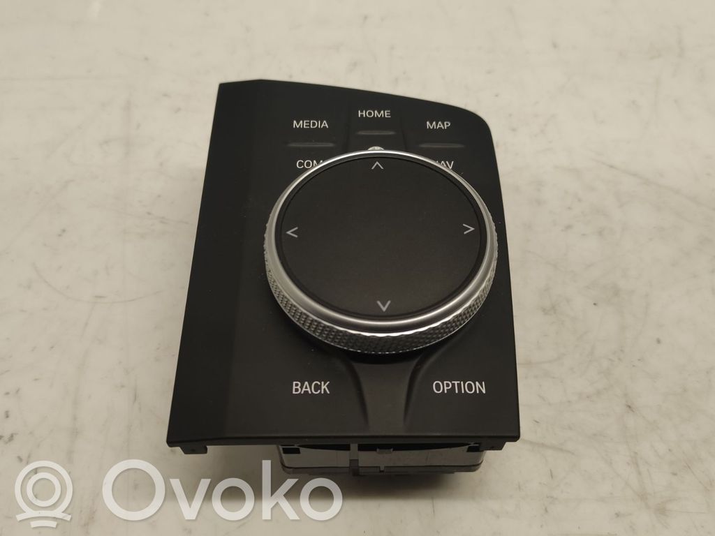 Przyciski multifunkcyjne   65825A1D041,0008332,12073010,VDMS12
