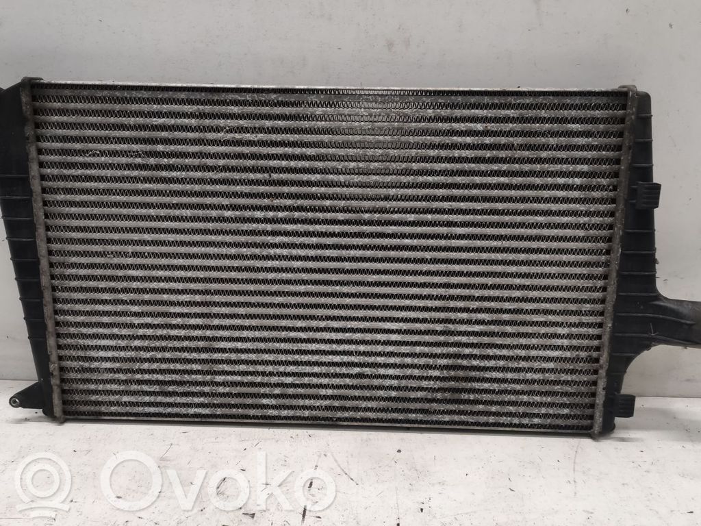 Radiador intercooler   4B0145805A,0008227,17748469,VDMS12