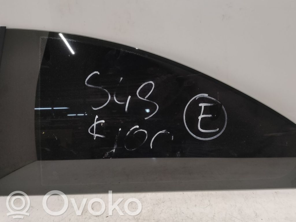 BMW 3 E46 Rear side window 