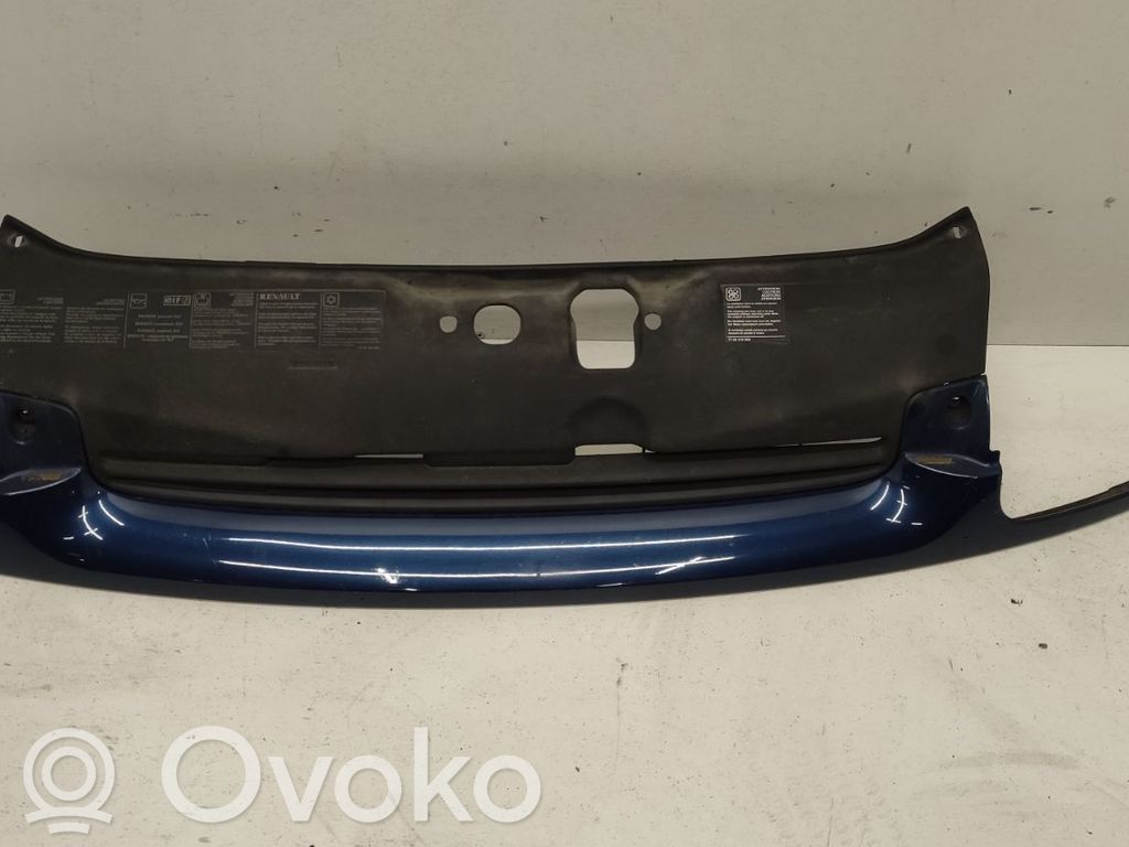 Renault Clio II Maskownica / Grill / Atrapa górna chłodnicy 