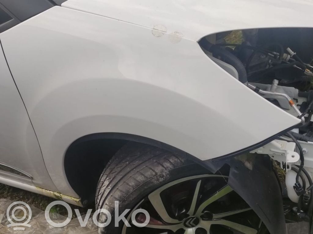 Citroen DS3 Крыло 
